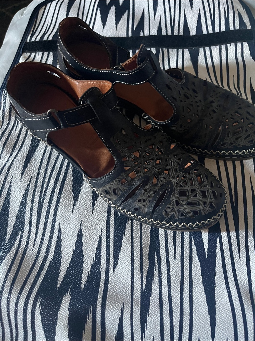 Spring step leather size 39 Cutout Leather Slingback Shoes